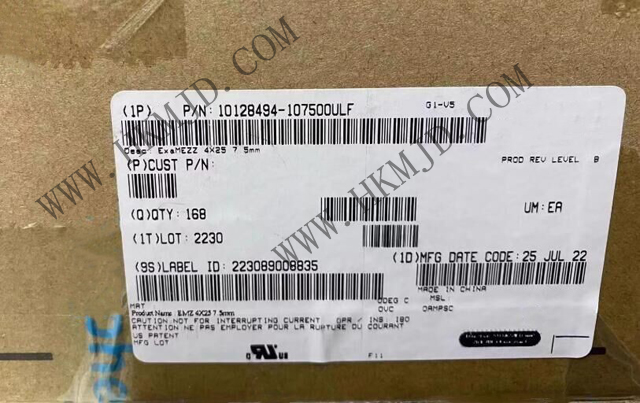 安費(fèi)諾 10128494-107500ULF ExaMEZZ? 夾層式連接器，引領(lǐng)高速連接新時(shí)代